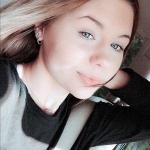 Meet your Posher, Alanna